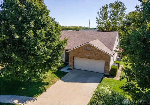 Photo 3 of Single family home for sale at 2388 Murphy Dr, Fairborn, OH 45324 | MLS# 968929 | Listing updated on 2026-09-29