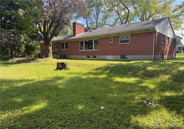 Photo 3 of Sale Pending at 4425 Jonathan Dr, Dayton, OH 45440 | MLS# 968910 | Listing updated on 2026-10-03