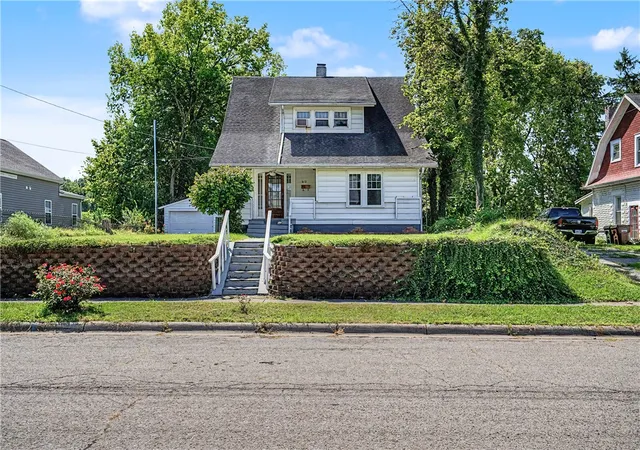 Photo 3 of Single family home for sale at 612 W Madison St, New Carlisle, OH 45344 | MLS# 968965 | Listing updated on 2026-10-06