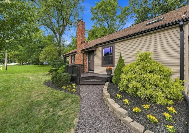Photo 3 of Single family home for sale at 1616 N Longview St, Beavercreek, OH 45432 | MLS# 969022 | Listing updated on 2026-10-06
