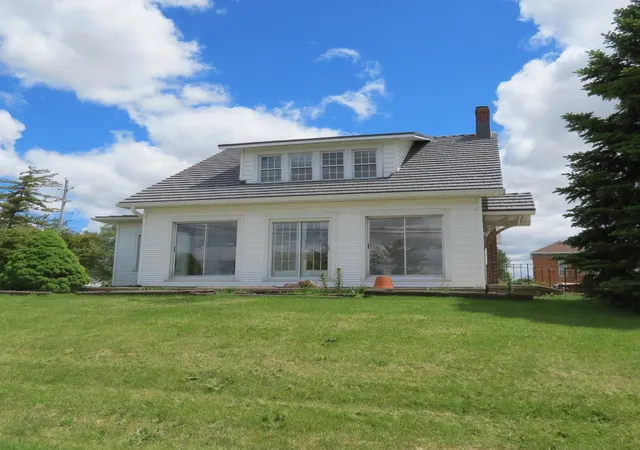 Photo 1 of Single family home for sale at 102 E Main St, Anna, OH 45302 | MLS# 969024 | Listing updated on 2026-09-16