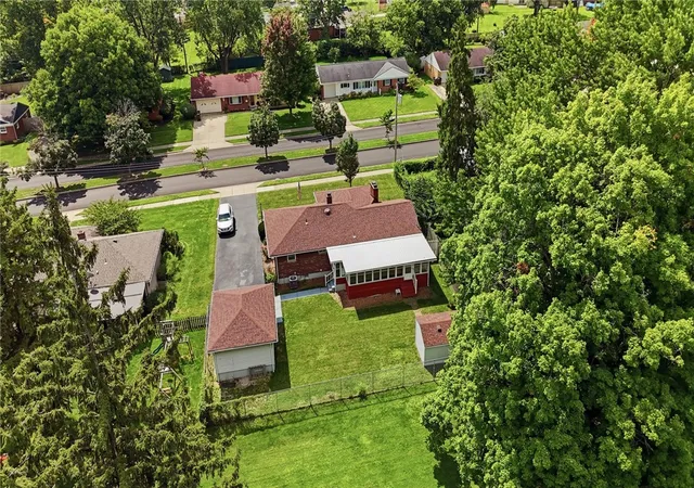 Photo 3 of Single family home for sale at 1217 Lincoln Park Blvd, Dayton, OH 45429 | MLS# 967815 | Listing updated on 2026-10-04
