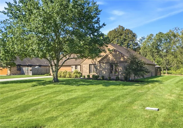 Photo 3 of Sale Pending at 1013 Cardinal Dr, Enon, OH 45323 | MLS# 969034 | Listing updated on 2026-09-21