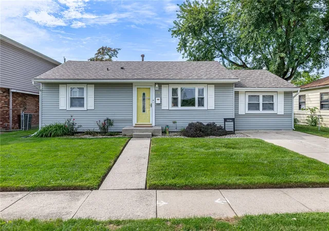 Photo 1 of Sale Pending at 238 Fitchland Dr, Fairborn, OH 45324 | MLS# 968968 | Listing updated on 2026-09-25