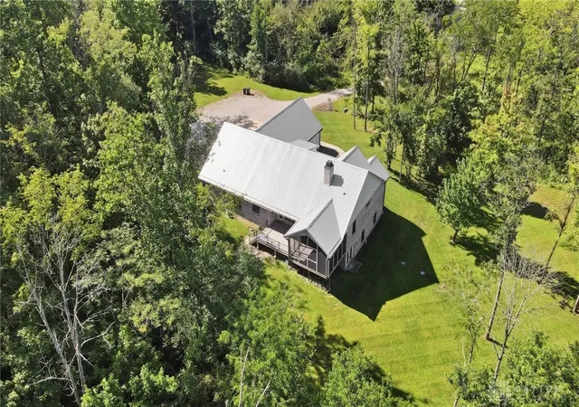 Photo 3 of Single family home for sale at 210 Blue Jay Way, Wilmington, OH 45177 | MLS# 968958 | Listing updated on 2026-09-17
