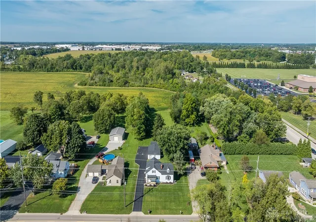 Photo 2 of Single family home for sale at 4070 Tipp Cowlesville Rd, Tipp City, OH 45371 | MLS# 967206 | Listing updated on 2026-10-04