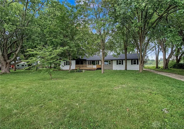 Photo 3 of Single family home for sale at 7865 Newbury Rd, Tipp City, OH 45371 | MLS# 969064 | Listing updated on 2026-09-16
