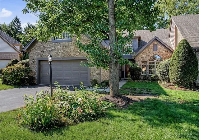 Photo 3 of Single family home for sale at 889 Timberlake Ct, Dayton, OH 45429 | MLS# 969084 | Listing updated on 2026-09-24