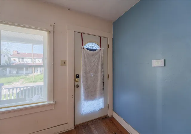 Photo 3 of Single family home for sale at 212 Anna St, Dayton, OH 45417 | MLS# 969026 | Listing updated on 2026-09-21