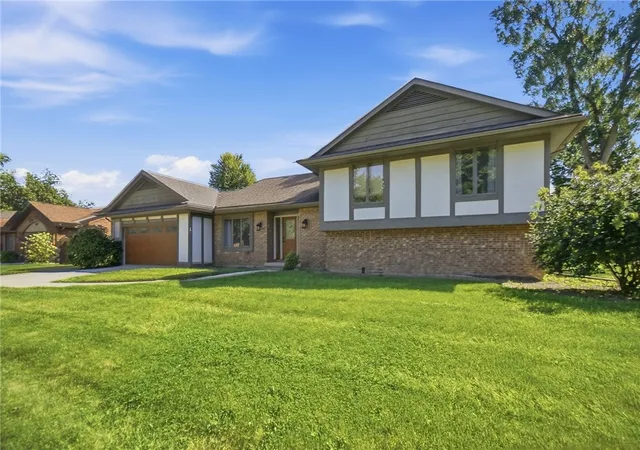 Photo 3 of Single family home for sale at 1444 Timberlane Dr, Lima, OH 45805 | MLS# 969071 | Listing updated on 2026-09-18