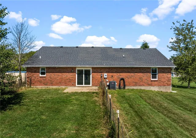 Photo 4 of Single family home for sale at 3770 Antioch Rd, Wilmington, OH 45177 | MLS# 969086 | Listing updated on 2026-09-30