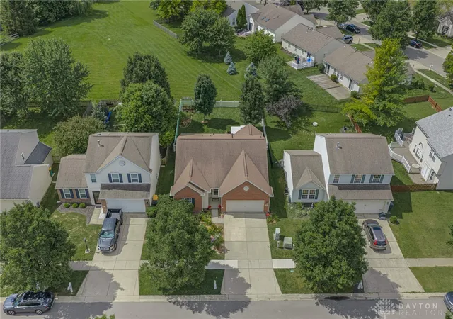 Photo 2 of Sale Pending at 365 W Pugh Dr, Springboro, OH 45066 | MLS# 968847 | Listing updated on 2026-09-19