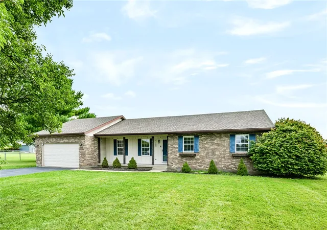 Photo 3 of Single family home for sale at 4268 Joshane St, Springfield, OH 45502 | MLS# 968888 | Listing updated on 2026-10-07