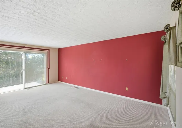 Photo 4 of Condo for sale at 3 S Applewood Ct, Fairfield, OH 45014 | MLS# 969108 | Listing updated on 2026-09-17