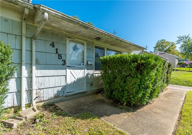 Photo 2 of Single family home for sale at 4153 Whitestone Ct, Dayton, OH 45416 | MLS# 969109 | Listing updated on 2026-09-17