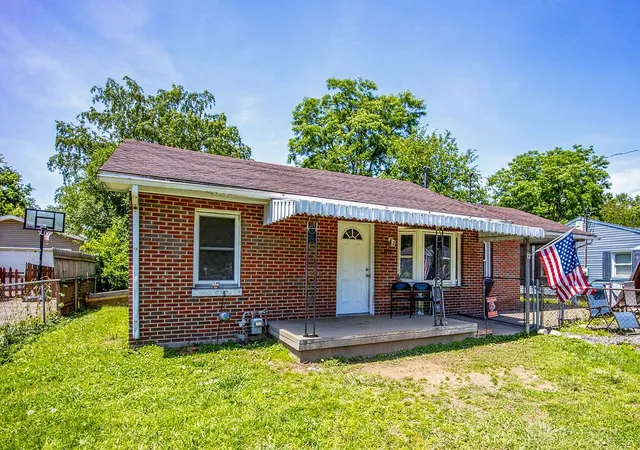 Photo 3 of Single family home for sale at 3210 Finley St, Middletown, OH 45044 | MLS# 969166 | Listing updated on 2026-09-22
