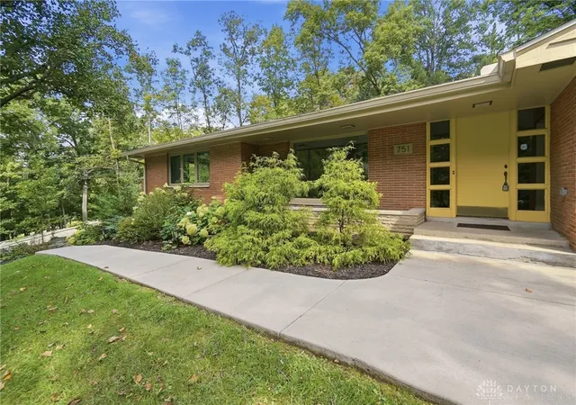 Photo 3 of Single family home for sale at 751 Laurelwood Rd, Dayton, OH 45419 | MLS# 968491 | Listing updated on 2026-09-28
