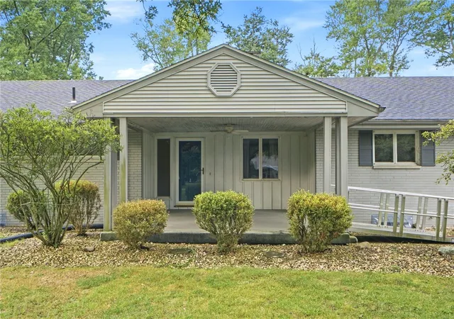 Photo 3 of Sale Pending at 109 Edgewood Dr, Eaton, OH 45320 | MLS# 969090 | Listing updated on 2026-09-29