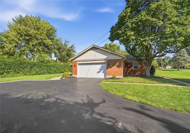 Photo 3 of Single family home for sale at 5691 Marshall Rd, Dayton, OH 45429 | MLS# 969171 | Listing updated on 2026-10-05