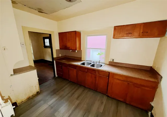 Photo 2 of Single family home for sale at 1307 Kumler Ave, Dayton, OH 45406 | MLS# 969190 | Listing updated on 2026-09-22
