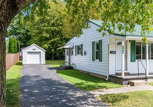 Photo 2 of Single family home for sale at 144 Hulse St, Sabina, OH 45169 | MLS# 968547 | Listing updated on 2026-09-26