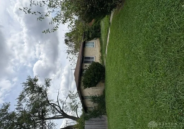 Photo 3 of Single family home for sale at 858 N Upland Ave, Dayton, OH 45402 | MLS# 969200 | Listing updated on 2026-10-04