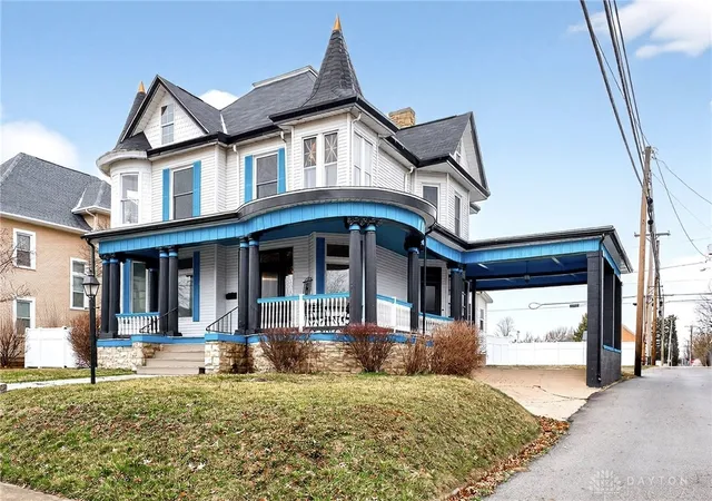 Photo 3 of Single family home for sale at 433 Jefferson St, Greenfield, OH 45123 | MLS# 969202 | Listing updated on 2026-09-18