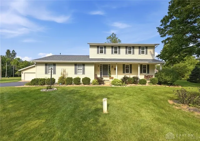 Photo 1 of Sale Pending at 1667 Bending Tree Dr, New Carlisle, OH 45344 | MLS# 967803 | Listing updated on 2026-09-27