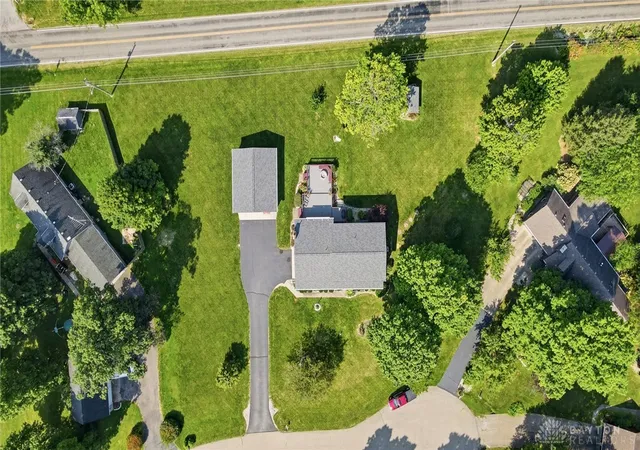 Photo 3 of Sale Pending at 1667 Bending Tree Dr, New Carlisle, OH 45344 | MLS# 967803 | Listing updated on 2026-09-27