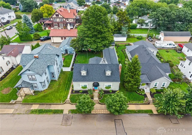 Photo 2 of Sale Pending at 415 Lincoln Ave, Troy, OH 45373 | MLS# 968842 | Listing updated on 2026-09-20