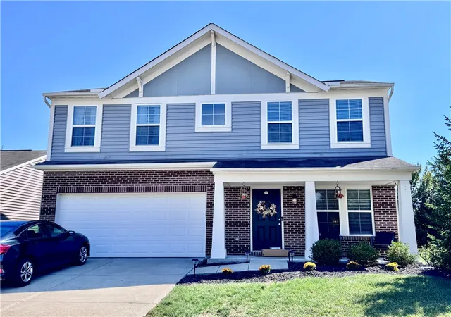 Photo 1 of Single family home for sale at 4303 Hunting Hawk Dr, Lebanon, OH 45036 | MLS# 968949 | Listing updated on 2026-10-02