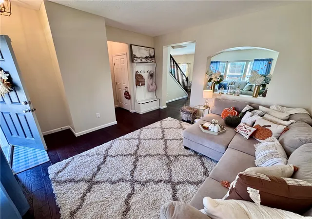 Photo 3 of Single family home for sale at 4303 Hunting Hawk Dr, Lebanon, OH 45036 | MLS# 968949 | Listing updated on 2026-10-02