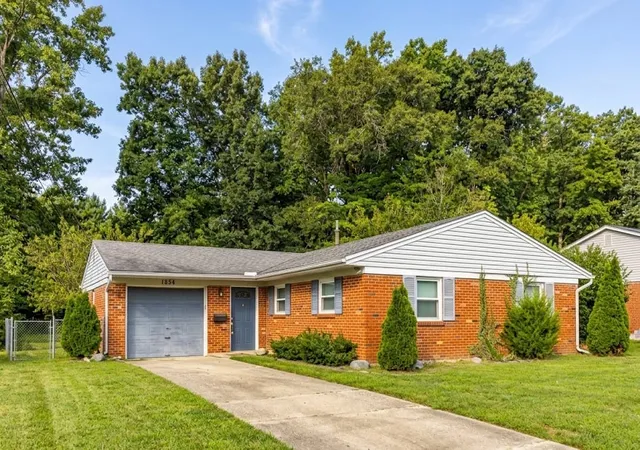 Photo 2 of Single family home for sale at 1854 Heidelberg Dr, Loveland, OH 45140 | MLS# 969232 | Listing updated on 2026-09-19