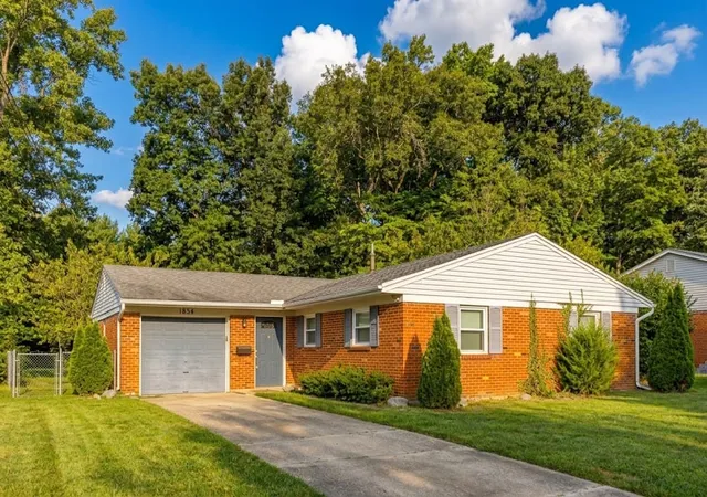 Photo 3 of Single family home for sale at 1854 Heidelberg Dr, Loveland, OH 45140 | MLS# 969232 | Listing updated on 2026-09-19