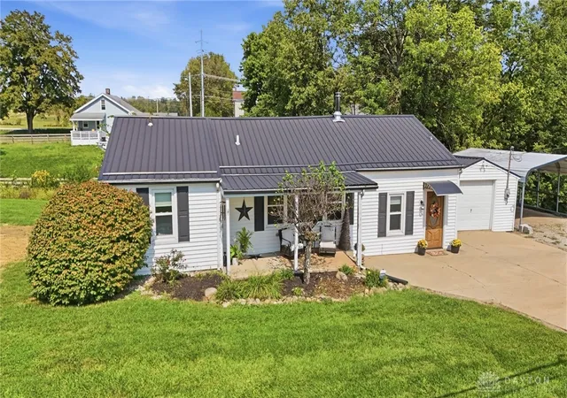 Photo 1 of Single family home for sale at 2106 Hamilton Rd, Lebanon, OH 45036 | MLS# 969248 | Listing updated on 2026-10-05