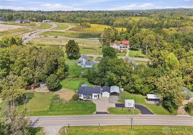 Photo 2 of Single family home for sale at 2106 Hamilton Rd, Lebanon, OH 45036 | MLS# 969248 | Listing updated on 2026-10-05
