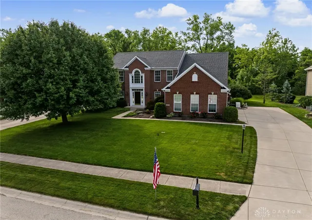 Photo 2 of Single family home for sale at 1050 Star Valley Ct, Dayton, OH 45458 | MLS# 969241 | Listing updated on 2026-10-03