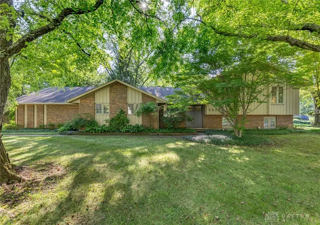 Photo 1 of Single family home for sale at 7511 Cloverbrook Park Dr, Dayton, OH 45459 | MLS# 969234 | Listing updated on 2026-09-29