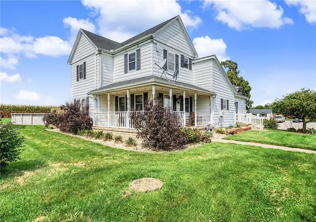 Photo 3 of Sale Pending at 9172 Oakes Rd, Arcanum, OH 45304 | MLS# 969043 | Listing updated on 2026-09-22