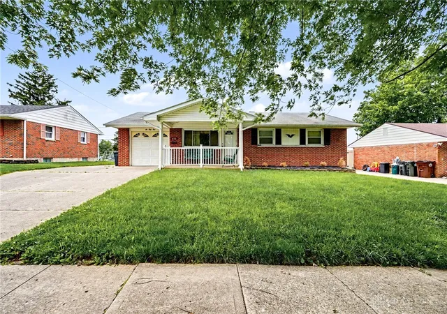Photo 3 of Single family home for sale at 655 Granville Pl, Dayton, OH 45431 | MLS# 959822 | Listing updated on 2026-09-18