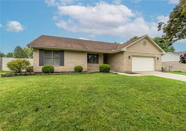 Photo 2 of Single family home for sale at 3334 Magnolia Dr, Troy, OH 45373 | MLS# 969184 | Listing updated on 2026-09-20