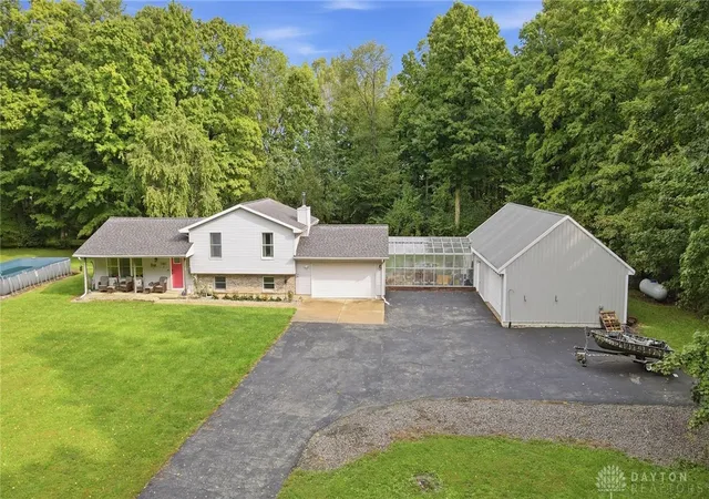Photo 3 of Sale Pending at 6859 E Snyder Rd, Fletcher, OH 45326 | MLS# 969094 | Listing updated on 2026-09-25
