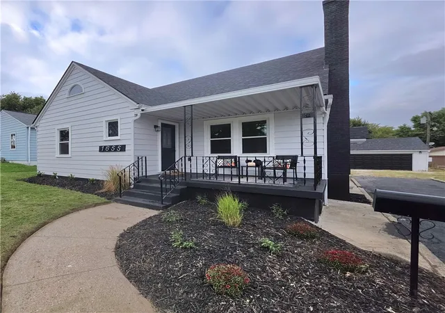 Photo 2 of Single family home for sale at 1655 Darst Ave, Dayton, OH 45403 | MLS# 969257 | Listing updated on 2026-10-02
