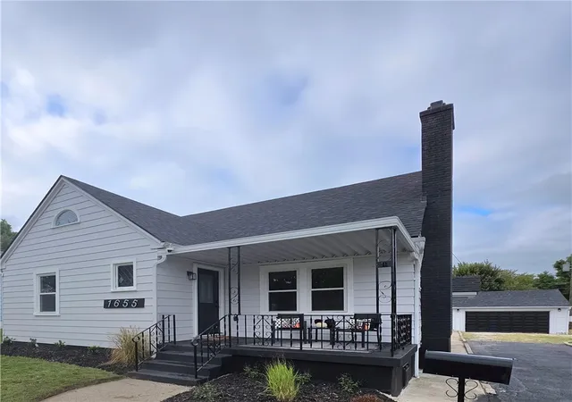 Photo 3 of Single family home for sale at 1655 Darst Ave, Dayton, OH 45403 | MLS# 969257 | Listing updated on 2026-10-02