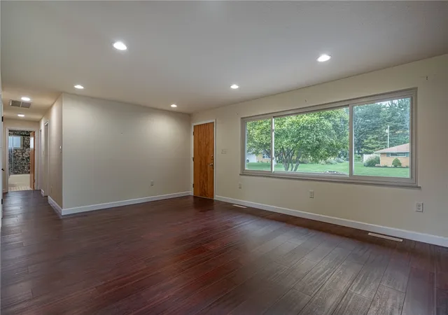 Photo 3 of Single family home for sale at 1100 Donson Dr, Dayton, OH 45429 | MLS# 969087 | Listing updated on 2026-09-20