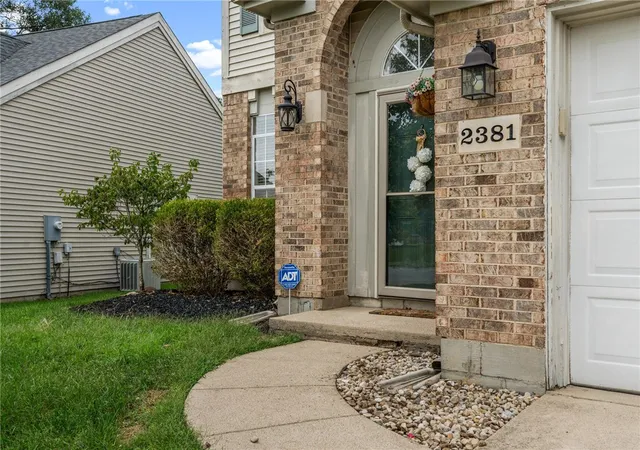Photo 3 of Single family home for sale at 2381 Polo Park Dr, Dayton, OH 45439 | MLS# 969277 | Listing updated on 2026-09-21