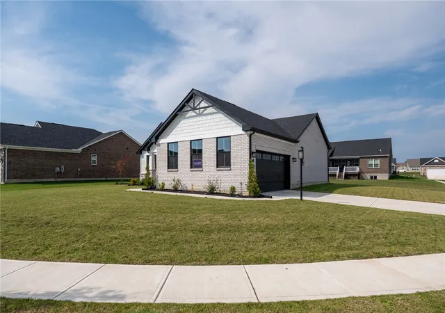 Photo 2 of Single family home for sale at 7371 Aldaron Ave, Centerville, OH 45459 | MLS# 969250 | Listing updated on 2026-10-03