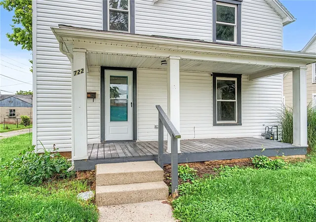 Photo 3 of Single family home for sale at 722 W Franklin St, Troy, OH 45373 | MLS# 969263 | Listing updated on 2026-09-19