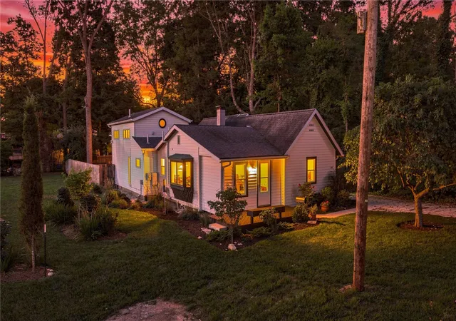 Photo 1 of Single family home for sale at 325 N High St, Yellow Springs, OH 45387 | MLS# 967280 | Listing updated on 2026-09-24