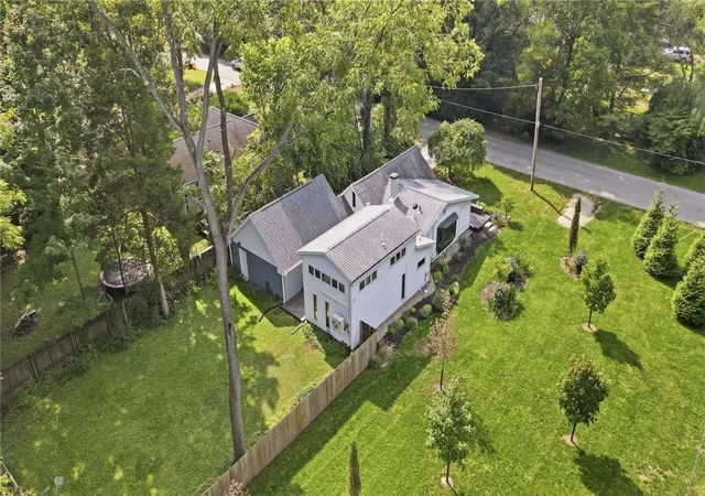 Photo 3 of Single family home for sale at 325 N High St, Yellow Springs, OH 45387 | MLS# 967280 | Listing updated on 2026-09-24